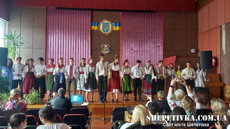 «Візерунки, що єднають серця»: до Дня вишиванки та Дня родини відбувся яскравий культурно-мистецький захід