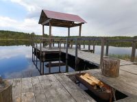 Альтанка на мертвому озері в "Мальованці"