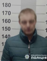 На Шепетівщині зловмисник з ножем напав на підлітка