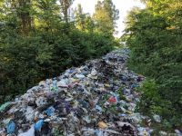 Під Ленківцями виявлено кілька тонн шепетівського сміття
