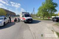 На Шепетівщині внаслідок зіткнення з авто травмувався мопедист