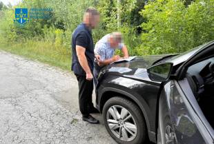 10 млн грн збитків: меру Полонного та ще 13 особам повідомлено про підозру
