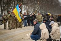 На Шепетівщині в останню дорогу провели мужнього воїна Дмитра Кирилюка
