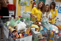 Волонтери збирали допомогу для військових в зоні АТО