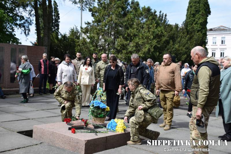 У Шепетівці вшанували пам’ять борців з нацизмом, загиблих воїнів та жертв Другої світової війни