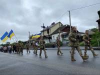 У Полонному попрощалися із бойовим медиком Сопуном Романом Володимировичем