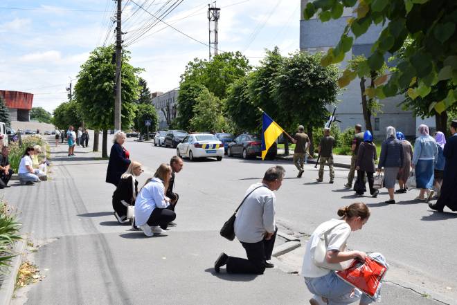 Шепетівська громада провела у засвіти солдата Олександра Анпольцева