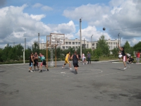 Змаганння зі стрітболу