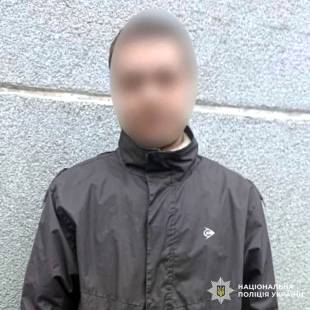 Поки рідний брат на фронті захищав країну, чоловік викрав його військову амуніцію