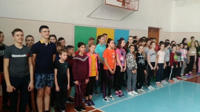 Десять шкіл взяли участь у «Козацькому гарті»