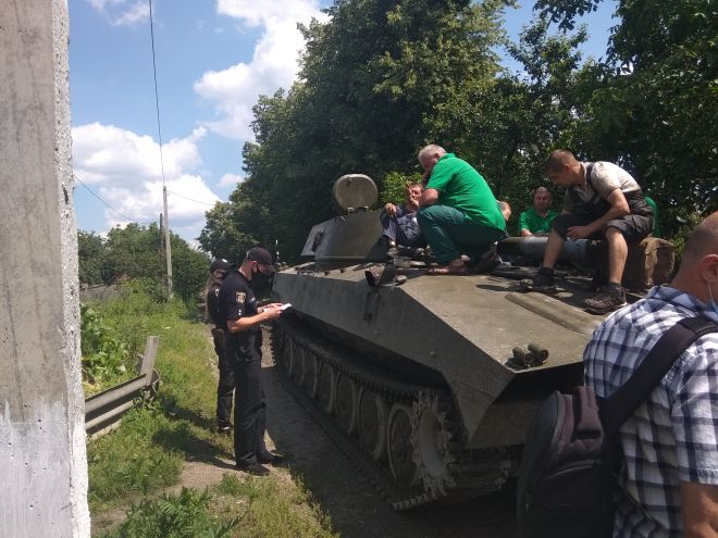 Шепетівчани перекрили вулицю Гранітну через військову техніку