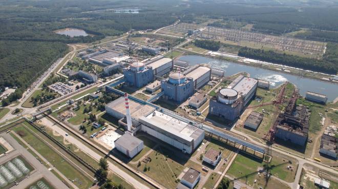 Росія атакувала електропідстанції, що живлять Хмельницьку та Рівненську АЕС