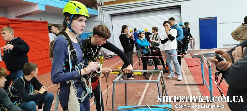 Судилківчани, славутчани та нетішинці - серед лідерів обласних змагань з пішохідного туризму