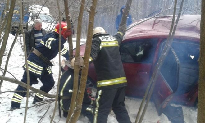 Внаслідок ДТП дві особи загинуло і ще дві травмовані