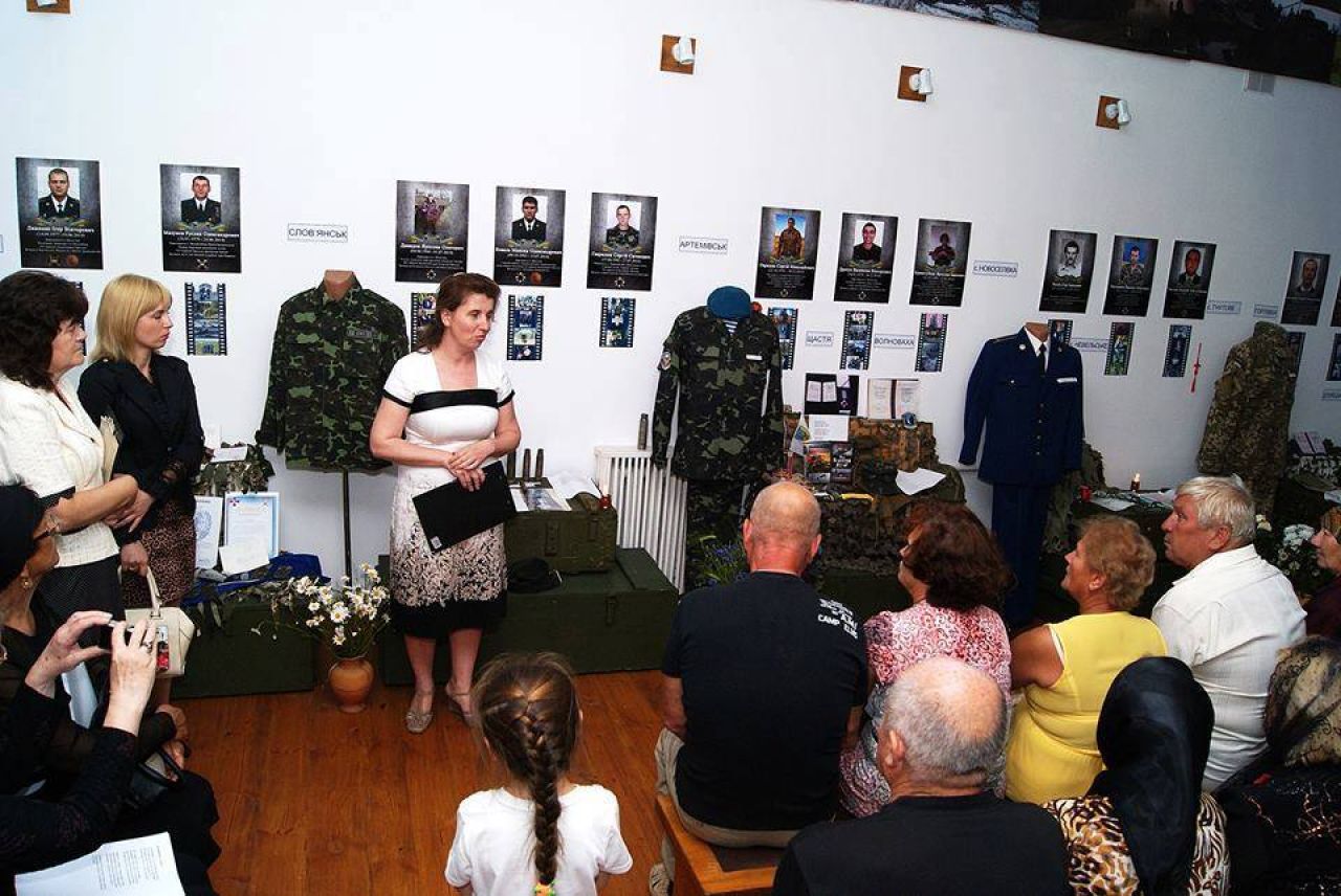 У краєзнавчому відділі музею М. Островського відкрилась експозиція "Борці за Україну"