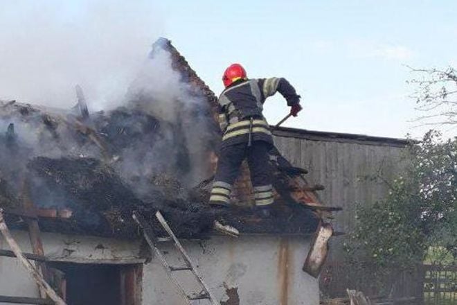 Вогнеборці ліквідували пожежу у селі Хутір