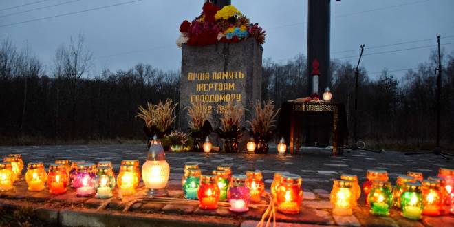 Запали Свічку пам’яті: у Шепетівці вшанували жертв Голодомору