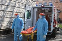 77-річну шепетівчанку із COVID-19 госпіталізували до Славутської ЦРЛ