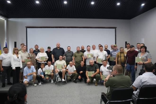 На Хмельниччині ще 36 родин ветеранів та полеглих Героїв отримали сертифікати на придбання житла