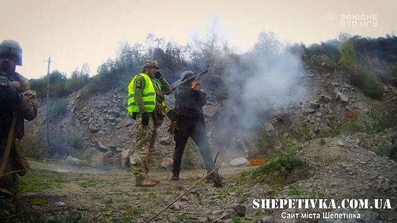 На Шепетівщині гвардійці провели збори гранатометників