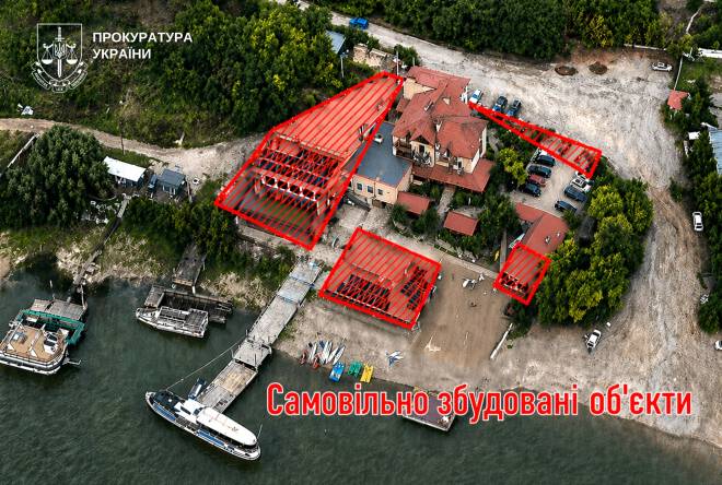 Власник готелю захопив берег річки Смотрич у заповіднику «Подільські Товтри»