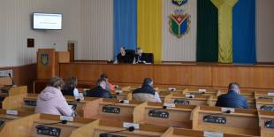 Виконком: харчування дітей, компенсації за пошкоджене майно та перевезення на провідну неділю