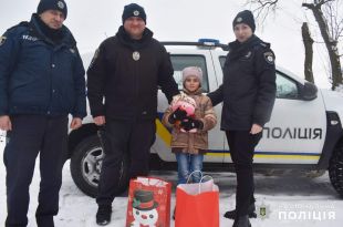 На Шепетівщині поліцейські здійснили мрію 8-річної дівчинки
