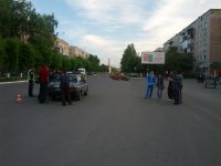 Мотицикліст влетів в старенького Москвича