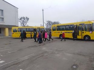 Судилківських школярів будуть підвозити двома новими автобусами