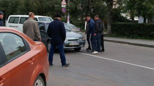 Біля ЗОШ №2 сталась незвична ДТП