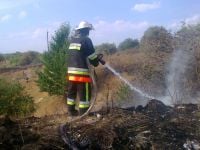 Попри спеку мешканці Шепетівщини продовжують палити сухостій