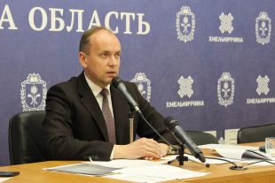 У Хмельниччини буде свій план послаблення карантину, але 25 травня відновлять перевезення