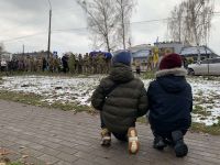 У Славуті в останню дорогу провели мужнього воїна Сабінського Вадима