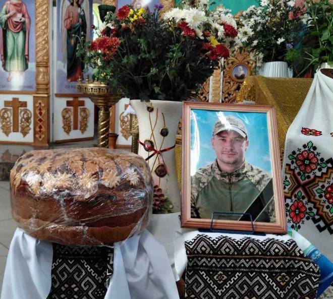 На Шепетівщині провели у засвіти 27-річного воїна Андрія Свинара