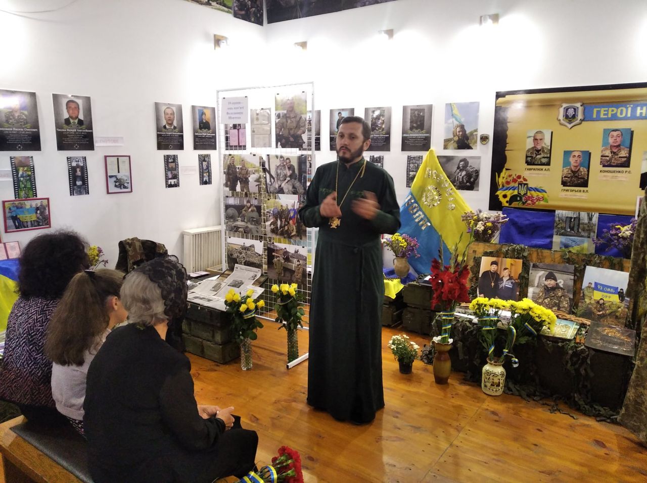 Земляки вшанували пам’ять полеглого захисника України Володимира Шевчука