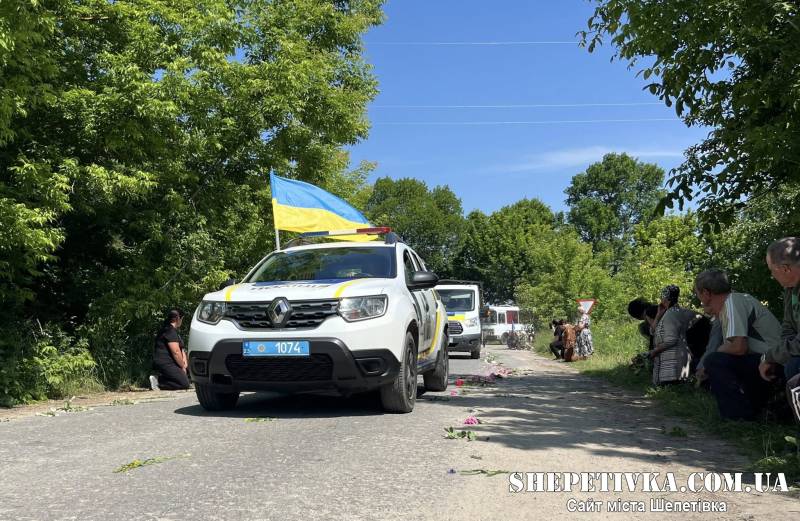 Ямпільська громада провела у засвіти воїна Захарчука Ігора Анатолійовича