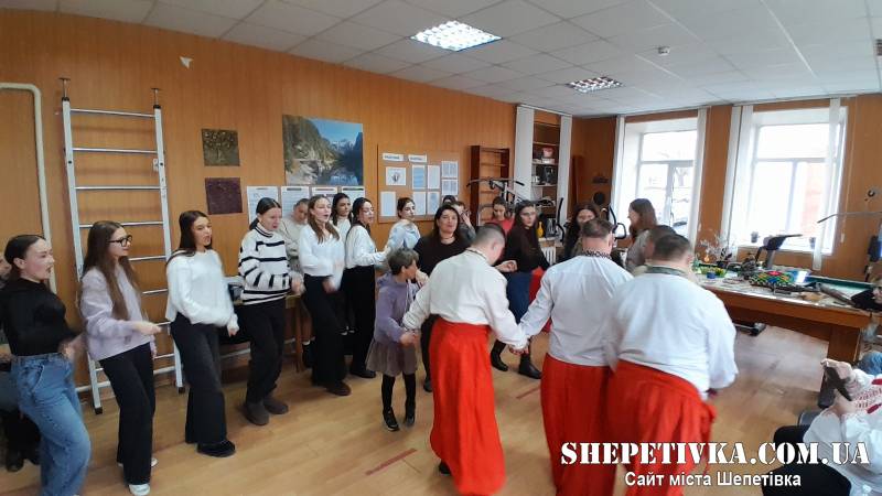 У Шепетівці відбувся зворушливий захід для людей з інвалідністю