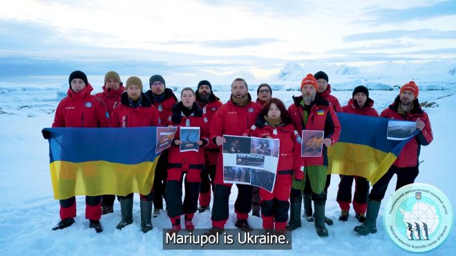 Наш полярник долучився до акції з підтримки захисників Маріуполя