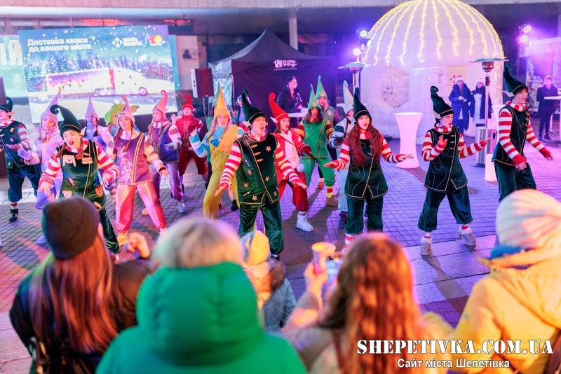 Напередодні Нового року до Шепетівки завітає чарівний трак