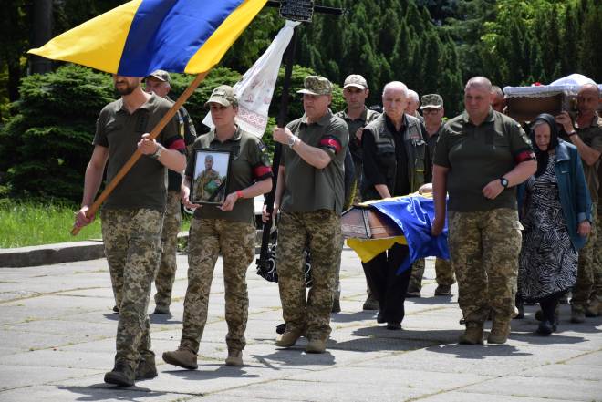 Шепетівська громада провела в останній земний шлях Захисника Андрія Вільбіцького