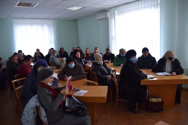 У Шепетівці відбулася розширена зустріч посадовців з головами ОСББ