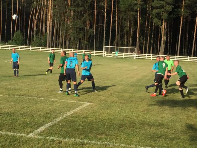 Шепетівські футболісти вийшли до чвертьфіналу Кубку області з футболу