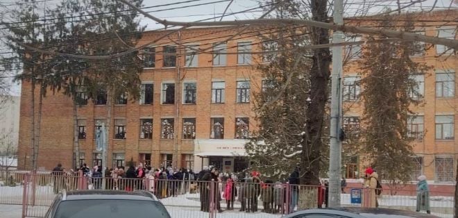 Уже вкотре надійшло повідомлення про замінування шкіл та ТРЦ Хмельницького