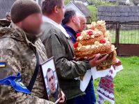 Обіцяв повернутись до рідного дому із нареченою, а повернувся сам… на щиті