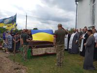 Ще один воїн поповнив лави Небесного війська: провели у засвіти Ткаченка Олександра Володимировича