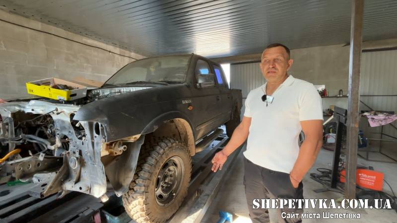 Від служби — до власного бізнесу: у Славуті ветеран відкрив СТО в пам'ять про загиблого брата