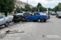 У Шепетівці зіткнулись два автомобілі: 73-річний пенсіонер в реанімації