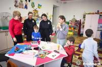 У Шепетівці поліцейські провели урок безпеки для діток з реабілітаційного центру