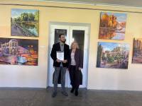 Шепетівський художник презентував 15 полотен з пейзажами Хмельницького