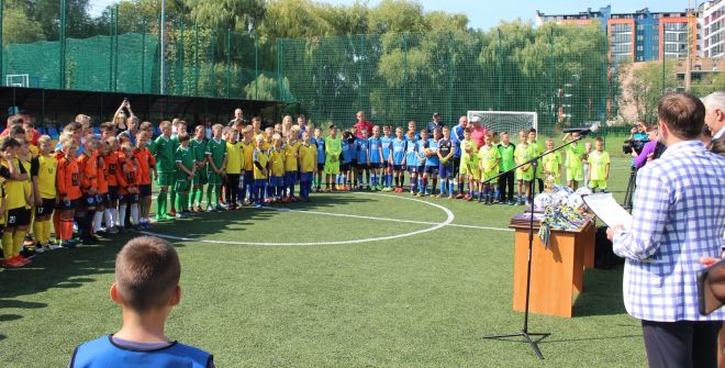 Юні шепетівські футболісти змагались на «Кубку єднання-2021»